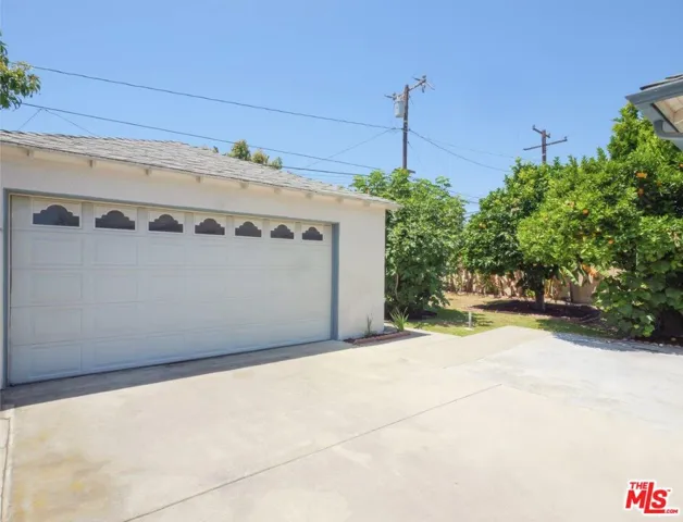 3179 Marwick Avenue, Long Beach, California 90808