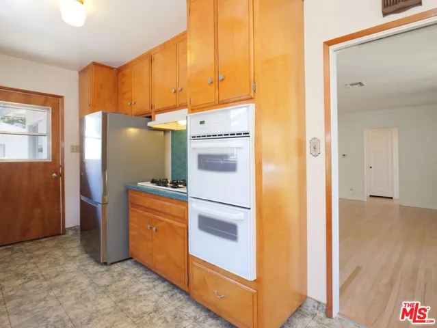 3179 Marwick Avenue, Long Beach, California 90808