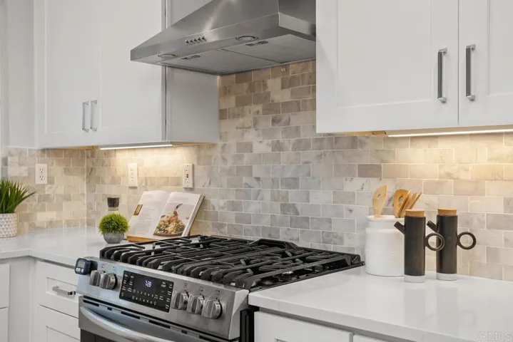3071 Sprucewood Ln, Escondido, California 92027
