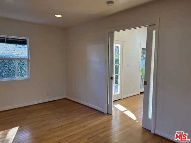 8711 Sherwood Drive, West Hollywood, California 90069