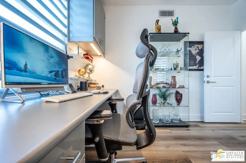 bed 2 downstairs