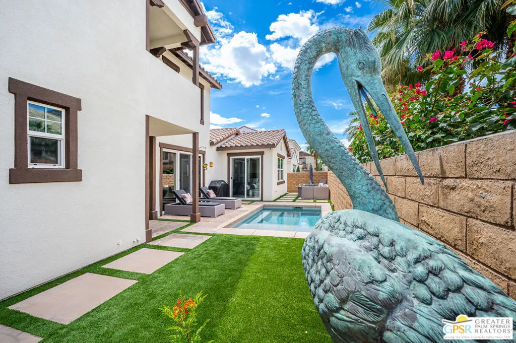 Private jetted pool