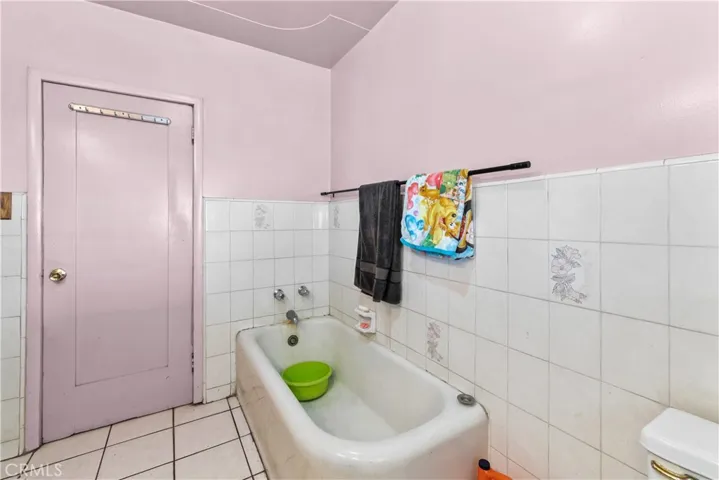 142 Stockbridge, Alhambra, California 91801