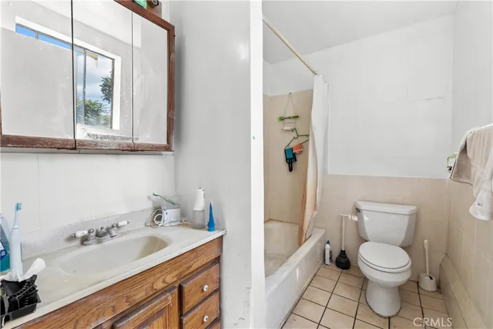 142 Stockbridge, Alhambra, California 91801