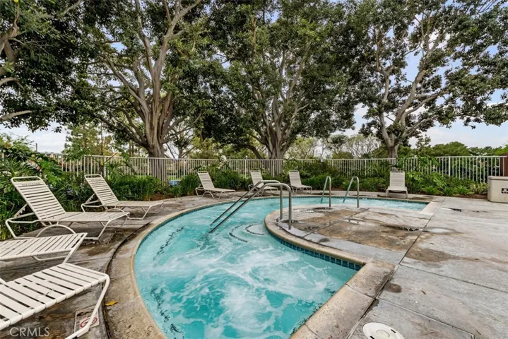 1 Damara, Irvine, California 92614
