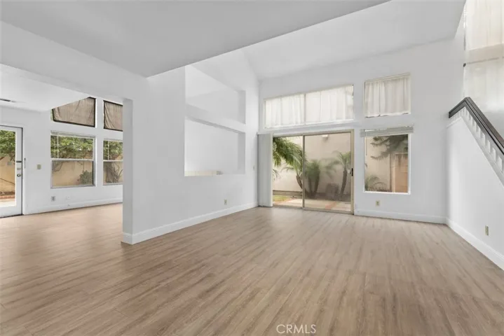 1 Damara, Irvine, California 92614