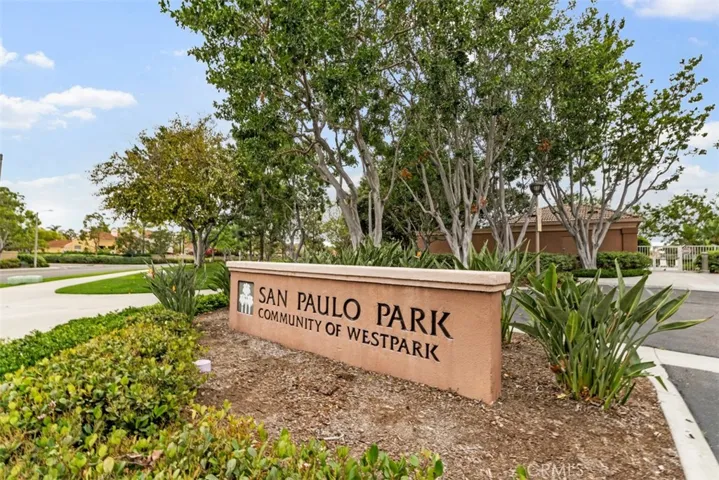 1 Damara, Irvine, California 92614