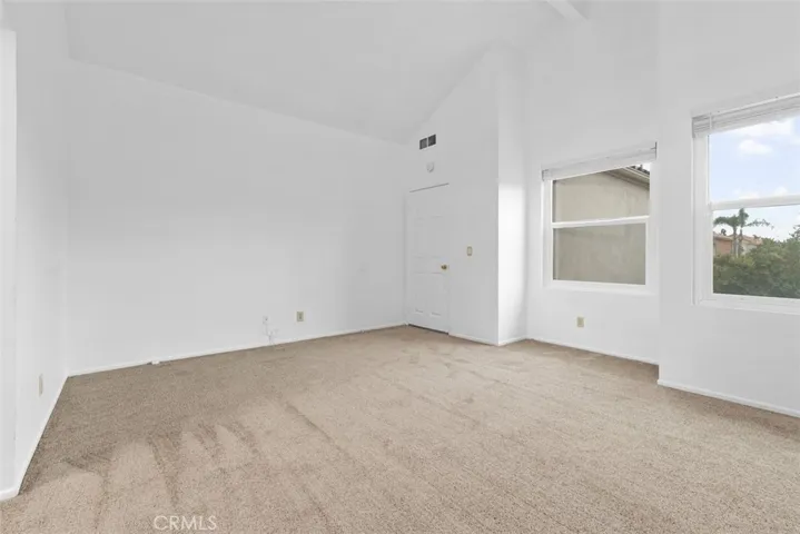 1 Damara, Irvine, California 92614