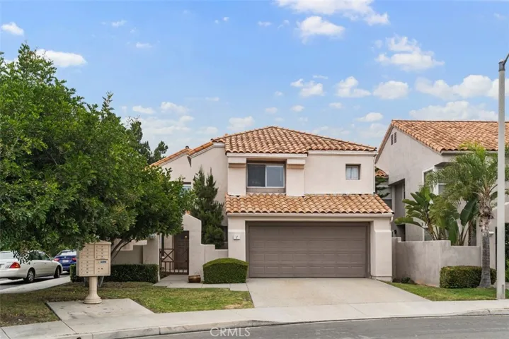 1 Damara, Irvine, California 92614