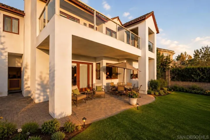 Virtual Renovation Concept https://zimg.paragon.ice.com/ParagonImages/Property/PA/SDMLS/260013770/45/533/400/743f0f2e87863214a95d346f5c95d9ba/3/0d2c240efd3a7677096f56f6bf9afede/260013770-295ba46d-9ebb-45b7-b54b-63c20294df48.JPG