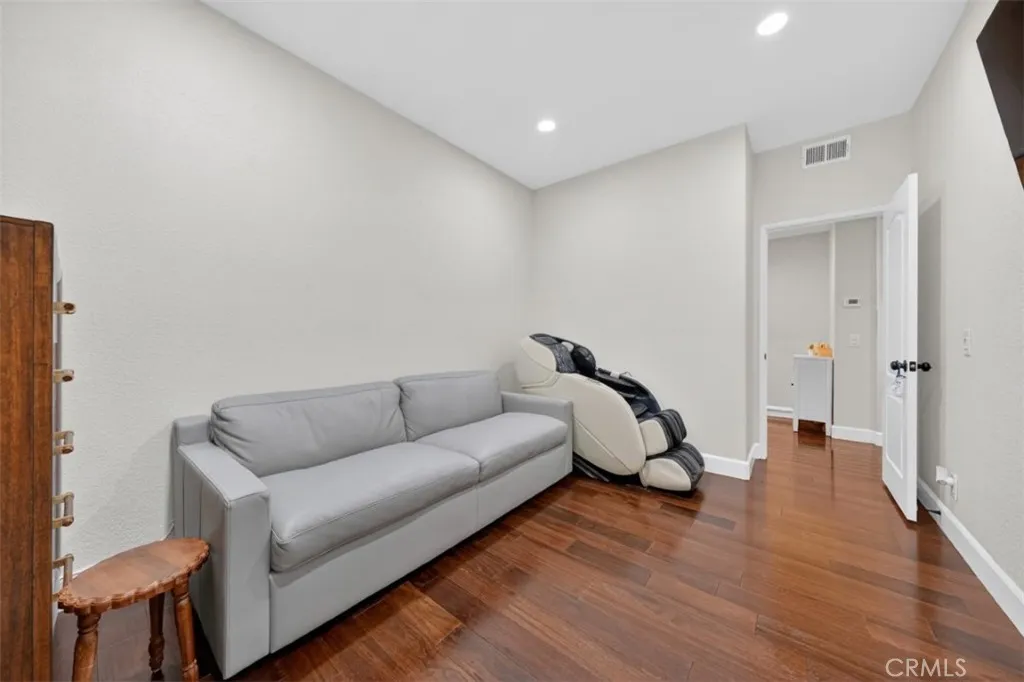 Downstair Bedroom 2