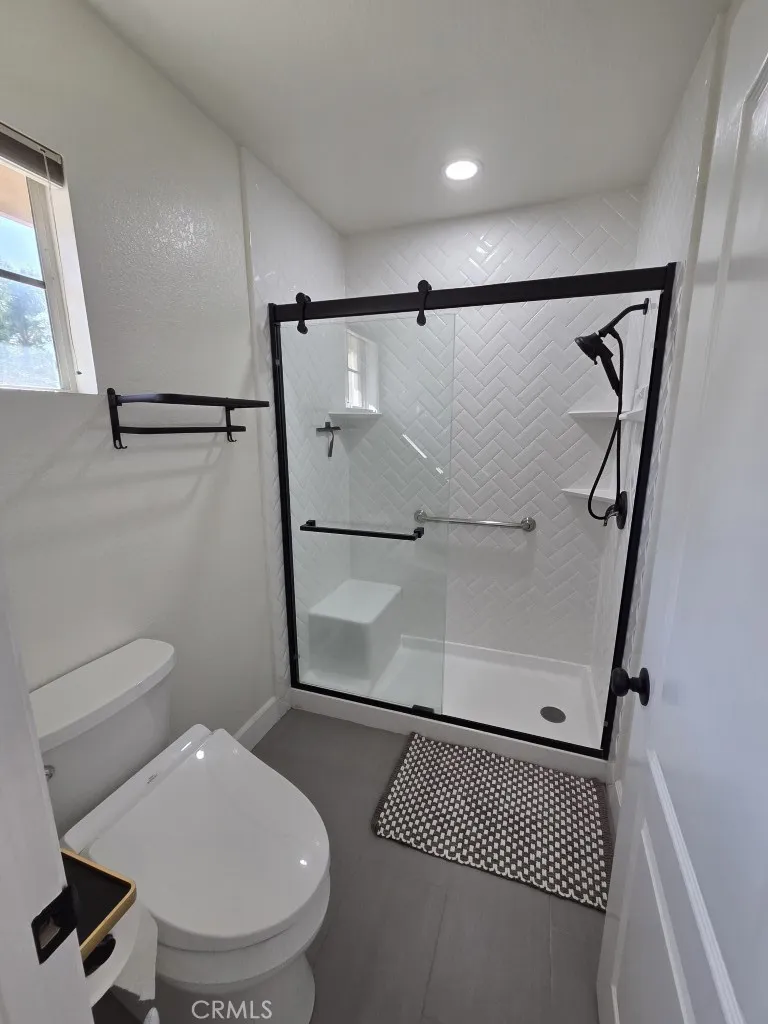 2nd Upstair Bathroom