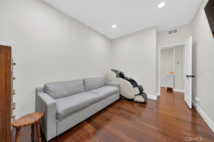 Downstair Bedroom 2
