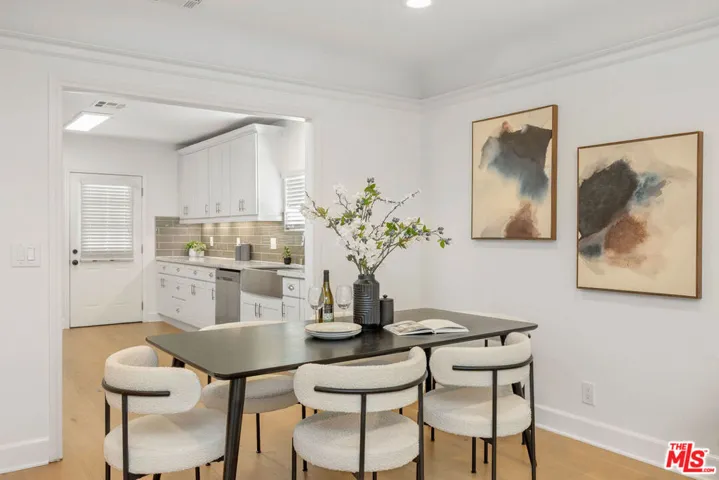 2717 W Avenue 30, Los Angeles, California 90065