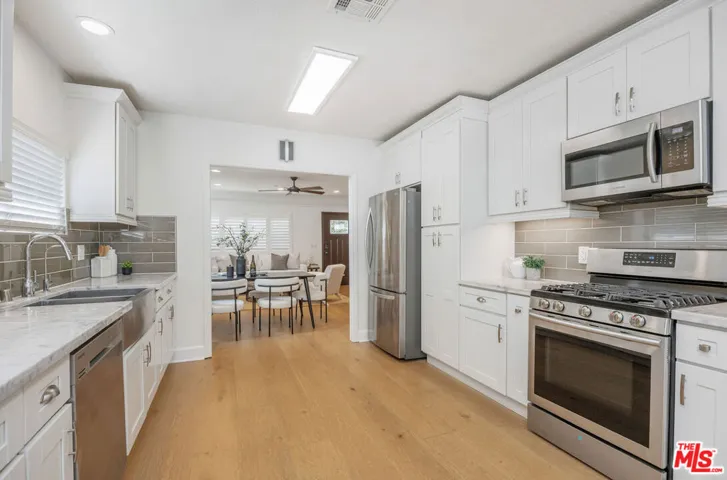 2717 W Avenue 30, Los Angeles, California 90065