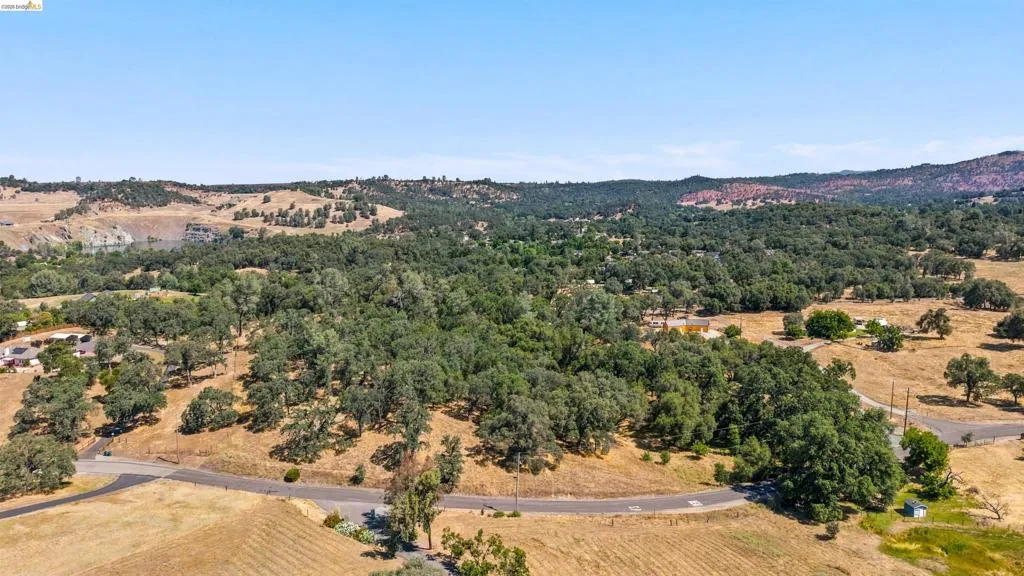 10151 Bell Mooney Rd, Jamestown, California 95327 — photo 5