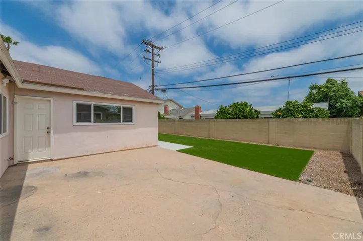 16752 Leafwood Circle, Huntington Beach, California 92647