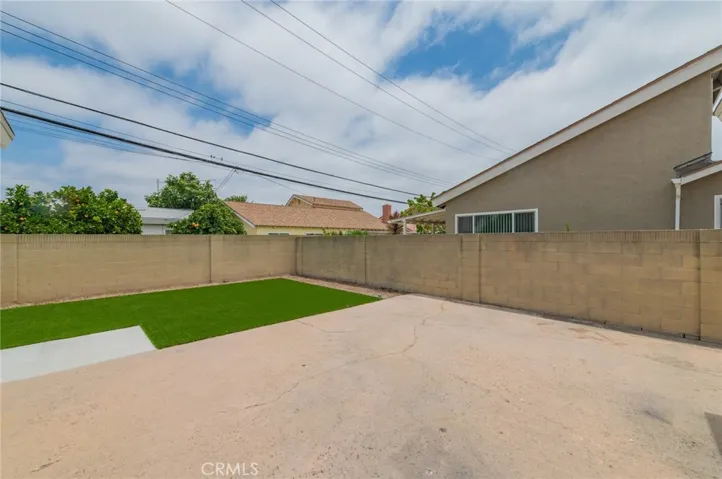 16752 Leafwood Circle, Huntington Beach, California 92647
