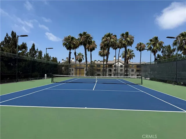 Upper deck - tennis court