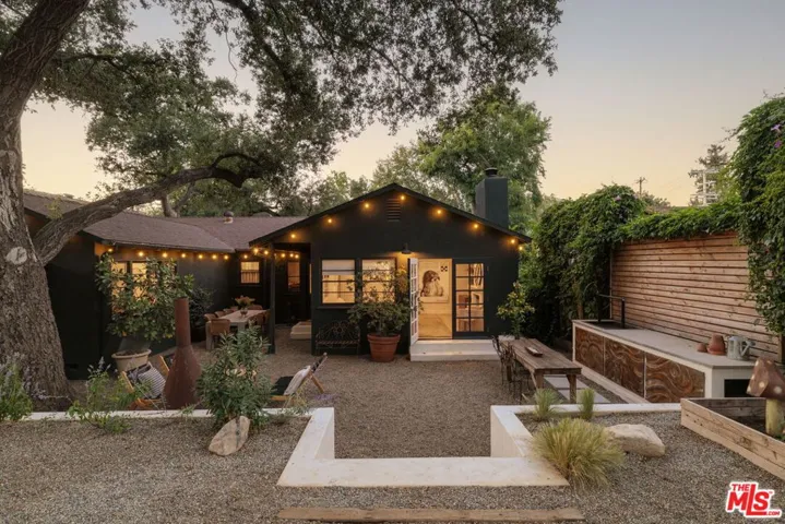 8412 Oswego Street, Sunland, California 91040