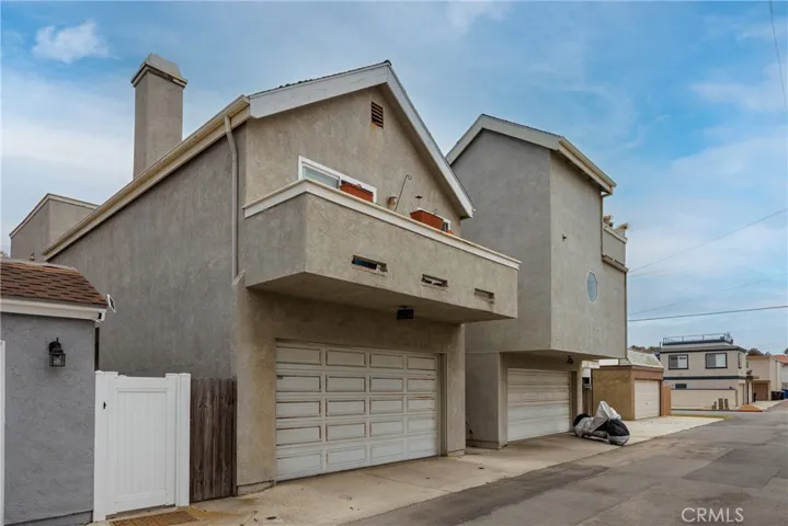 507 19th, Huntington Beach, California 92648