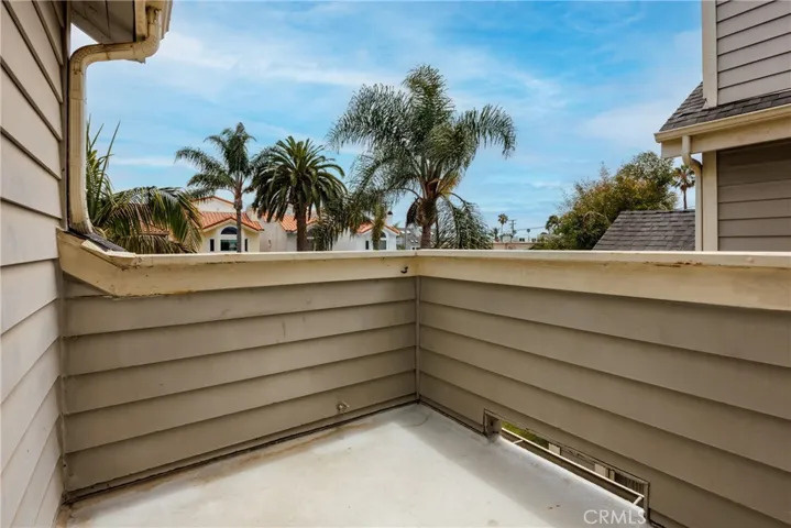 Balcony off of Primary Bedroom 1