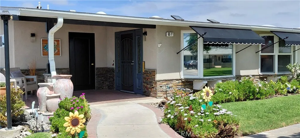 Luxury living in Leisure World!