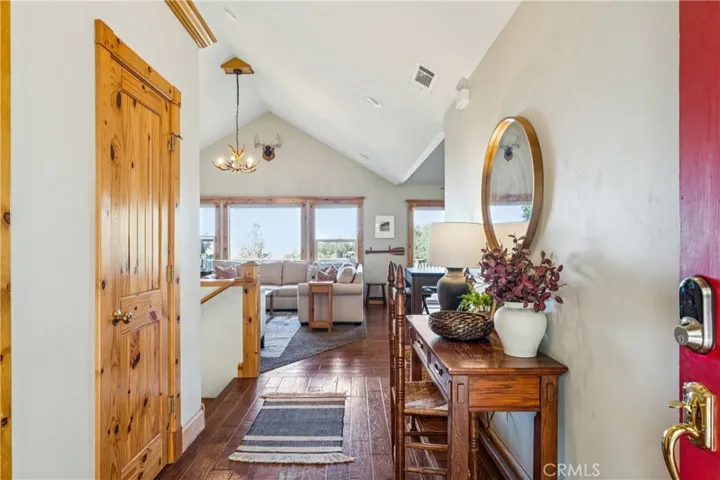 1232 Aleutian Drive, Lake Arrowhead, California 92352