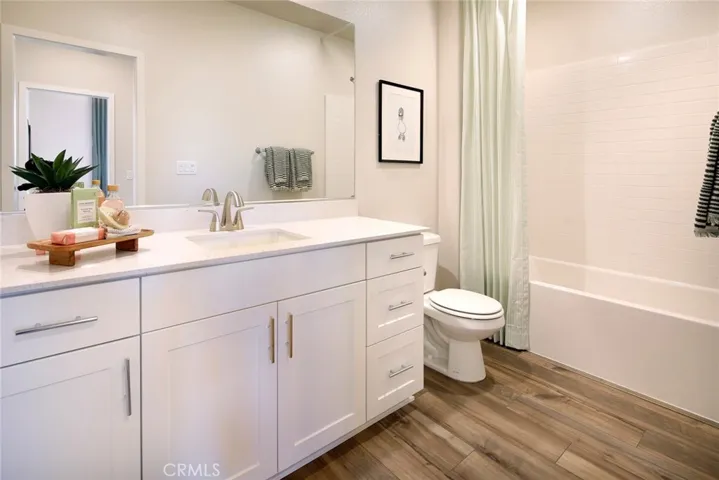 36137 Domingo Avenue 2002, Murrieta, California 92563