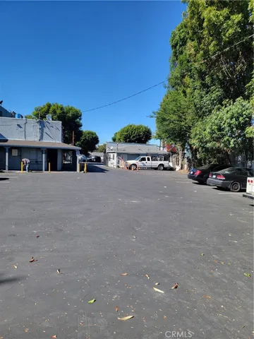 1702 N Long Beach, Compton, California 90221