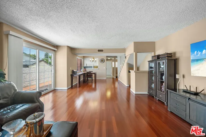 527 W Harvard Street 4, Glendale, California 91204