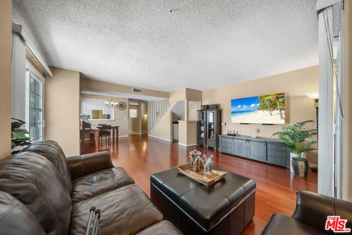 527 W Harvard Street 4, Glendale, California 91204