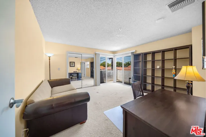 527 W Harvard Street 4, Glendale, California 91204