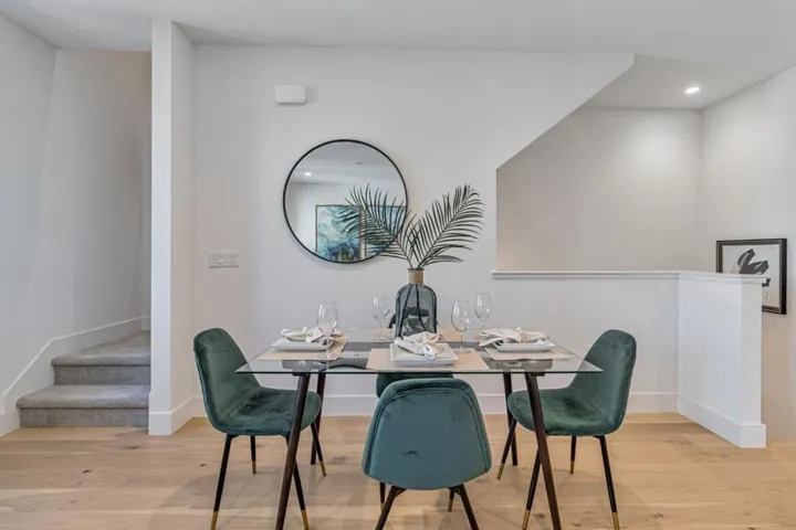 1112 Juana Court, Palo Alto, California 94303