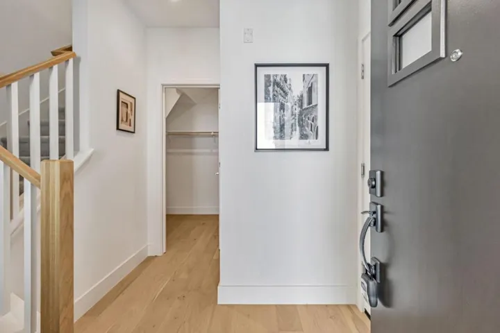 1112 Juana Court, Palo Alto, California 94303