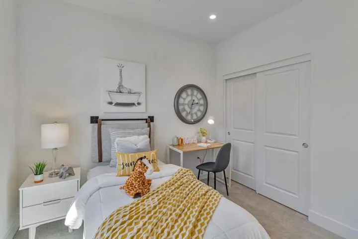 1112 Juana Court, Palo Alto, California 94303