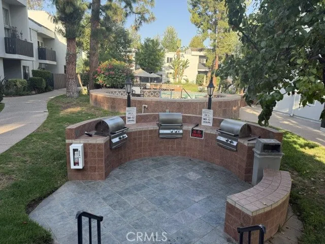18645 Hatteras 206, Tarzana, California 91356