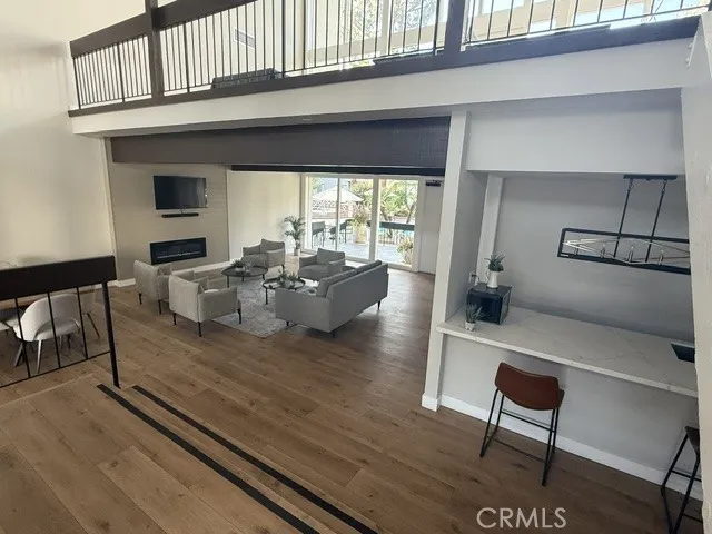 18645 Hatteras 206, Tarzana, California 91356