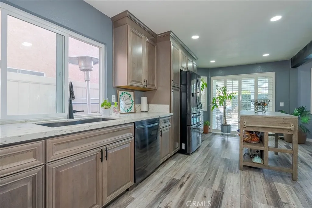 1199 Runaway Circle, Colton, California 92324 — photo 4