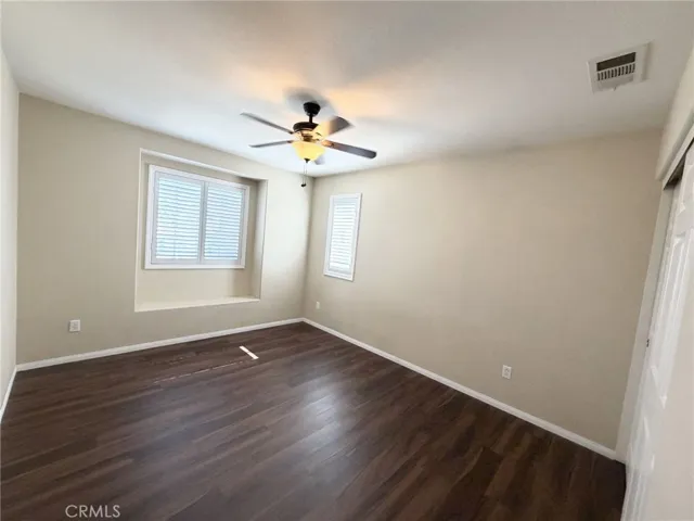 Spacious and Bright fifth Bedroom