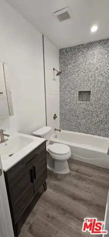 1462 S Shenandoah 8, Los Angeles, California 90035