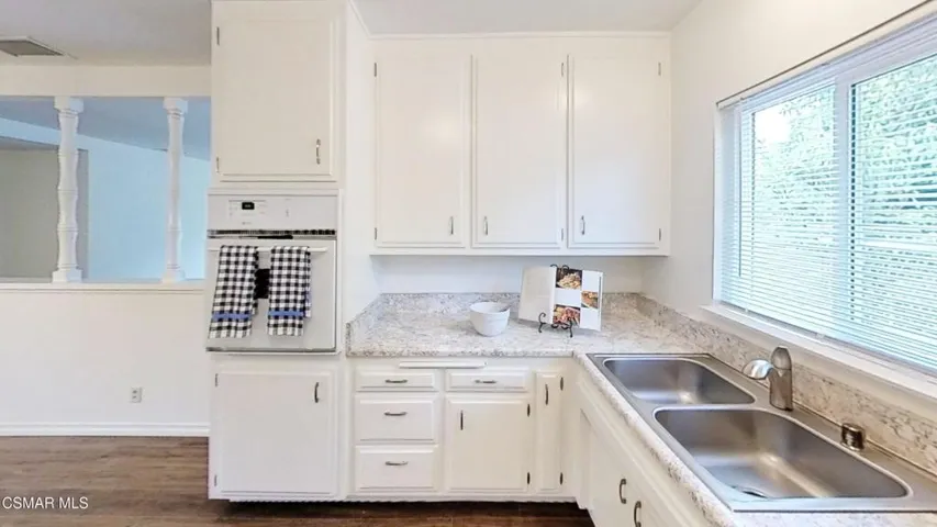 Kitchen (28)