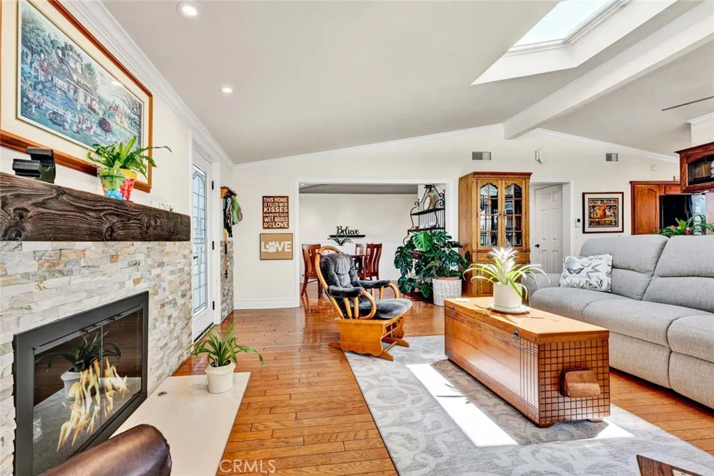 ANOTHER VIEW OF THE LIVING ROOM