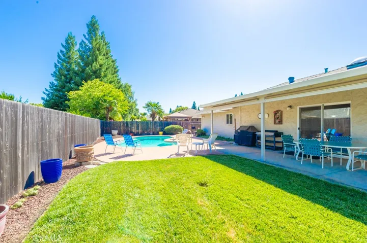 Lawn to Pool