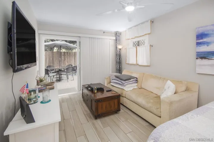 38-736 I, Coronado, California 92118