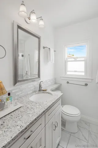 38-736 I, Coronado, California 92118
