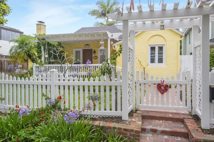 38-736 I, Coronado, California 92118