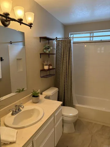 4110 Alana Circle, Oceanside, California 92056
