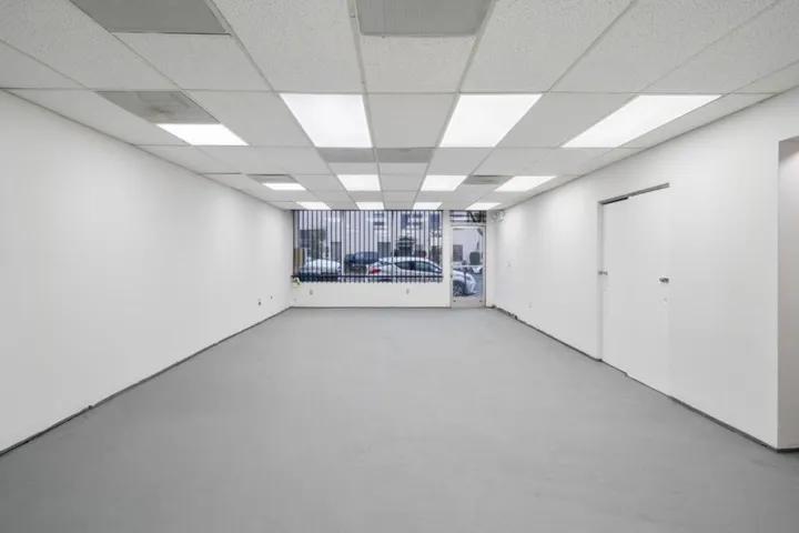 6183 Mission Street, Daly City, California 94014