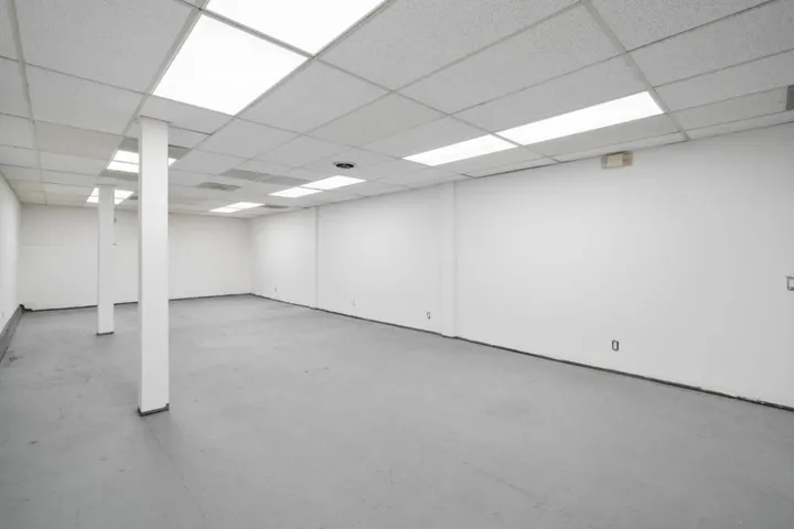 6183 Mission Street, Daly City, California 94014
